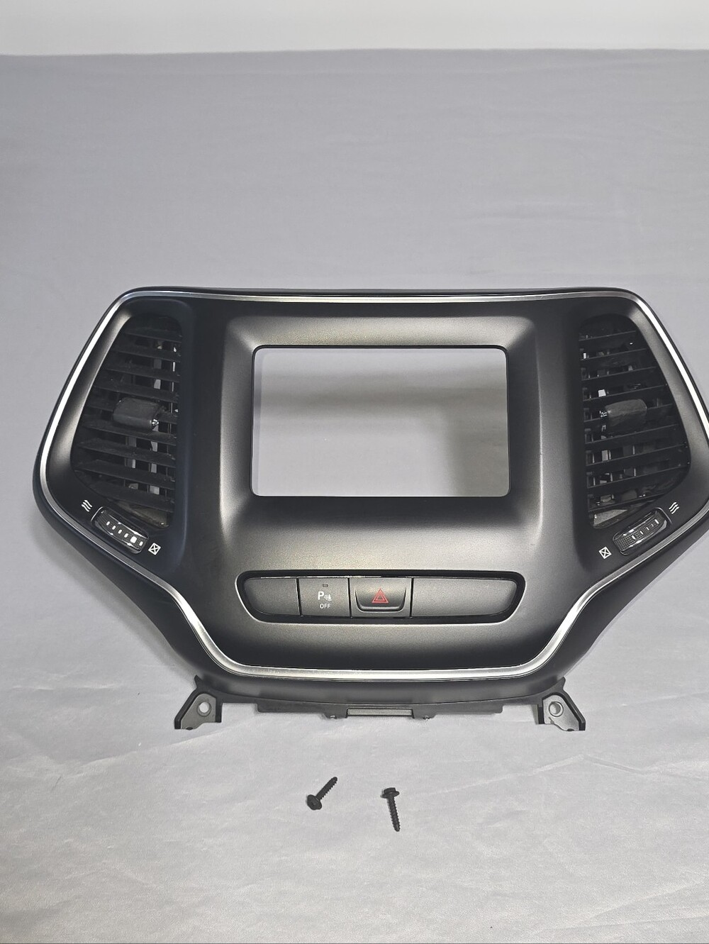 Jeep Cherokee OEM Center Dash Radio Bezel Air Vents Hazard Switch Black 2020